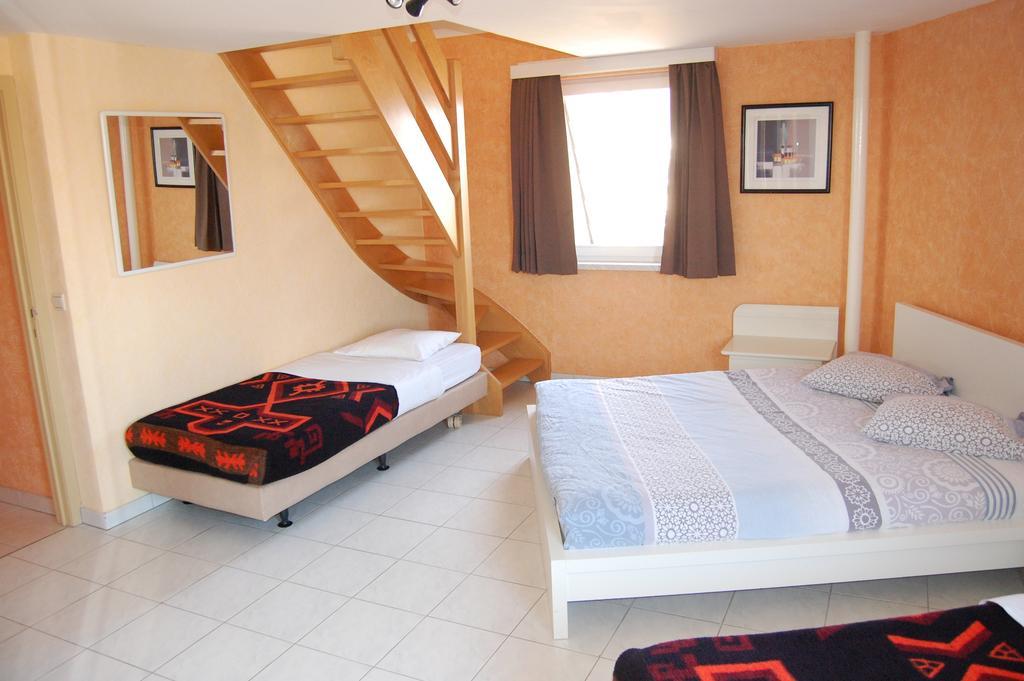 Westhoek Apartments De Panne Room photo